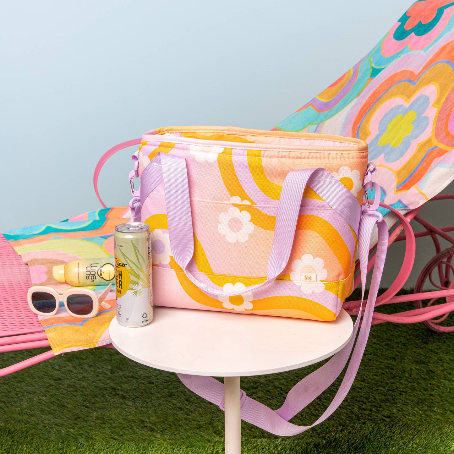 Wavy Daisy Cooler Bag
