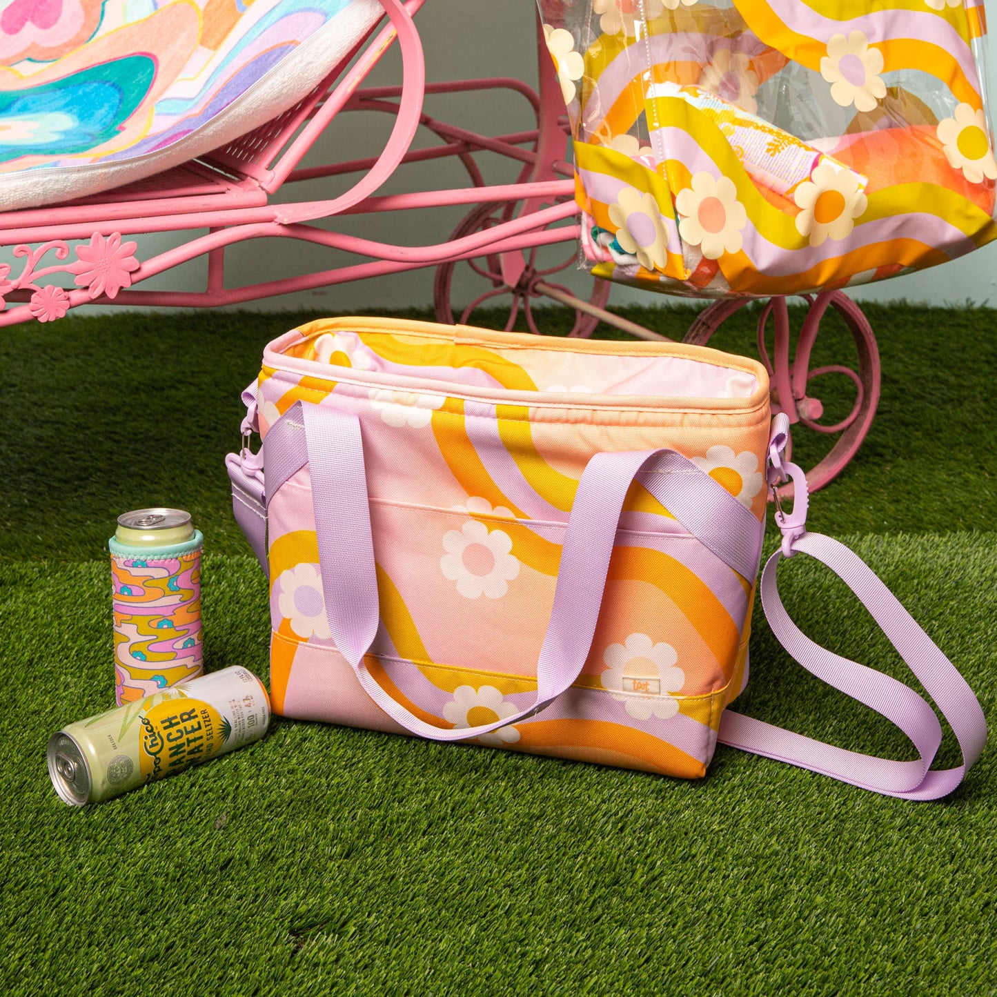 Wavy Daisy Cooler Bag